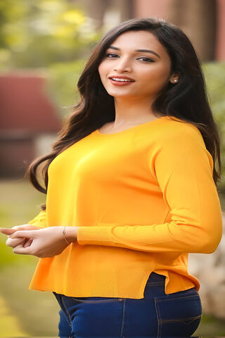 Radiant Charm: Srinidhi Shetty in Vibrant Yellow 🌼