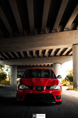 The Bold Seat Ibiza FR: A Compact Powerhouse 🚗🔥