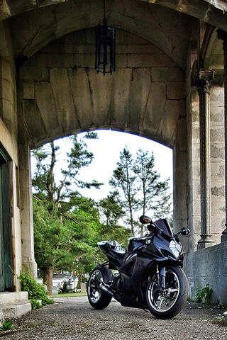 Midnight Ride: Biker Boyz Adventure