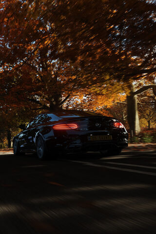 Autumn Thrills: The C63S Coupe AMG in Motion 🍂🚗