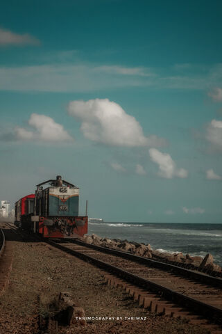 Journey Through Sri Lanka's Coastal Charm 🚂🌊