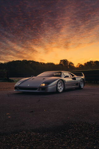 Ferrari F40: The Icon of Speed and Style 🚗💨