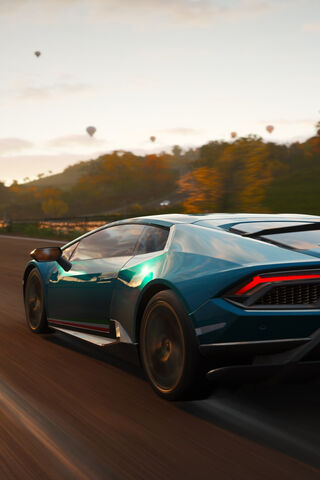 Racing Through Autumn: Forza Horizon 4 Adventure 🚗🍂