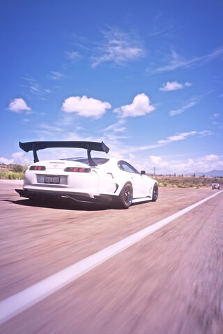Speed and Style: The FH5 JDM Supra in Action! 🚗💨