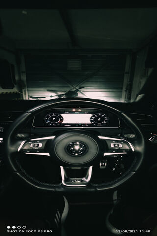 Inside the Golf Mk7.5: A Driver's Paradise 🚗✨