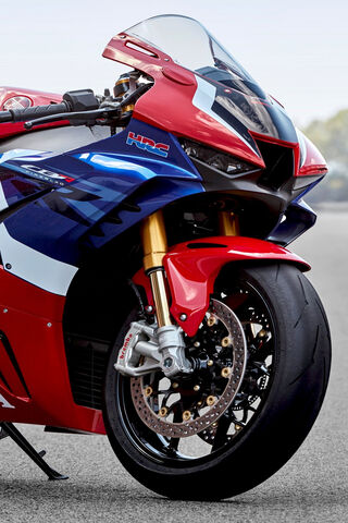 Unleashing Power: The Honda Fireblade