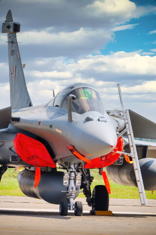 Soaring into the Skies: The Jet Plane Marvel ✈️