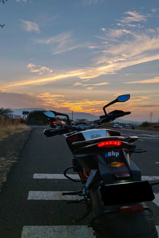 KTM Duke 390: The Ultimate Ride at Sunset 🌅🏍️