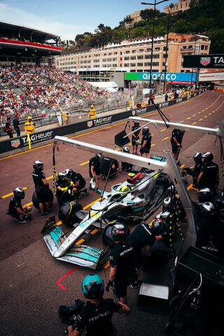 Pit Stop Precision: The Art of Formula 1