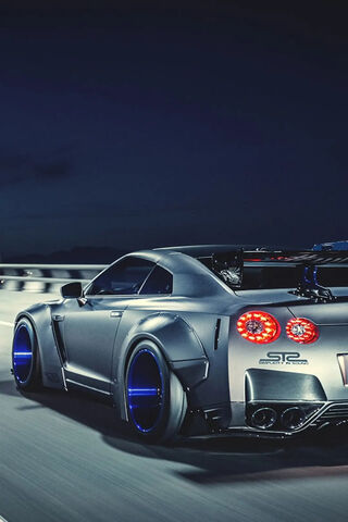 LW GTR35: The Night Racer 🚗💨
