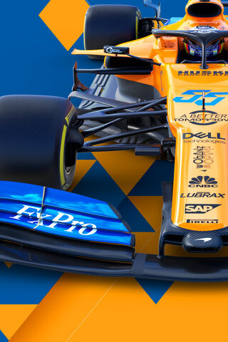Speed Meets Innovation: The McLaren F1 Car 🚗💨