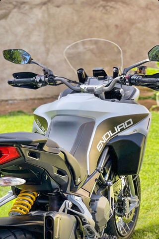 Adventure Awaits: The Enduro Experience 🏍️🌄