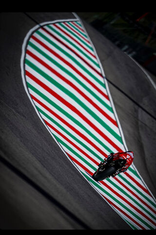 Racing Glory: The Heart of MotoGP 🏍️🇮🇹