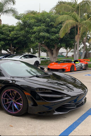 Supercar Showdown: McLaren vs. Lambo 🚗🔥