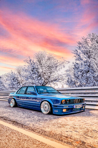Mmpower M2 Blue E30: A Classic Beauty on Ice ❄️🚗