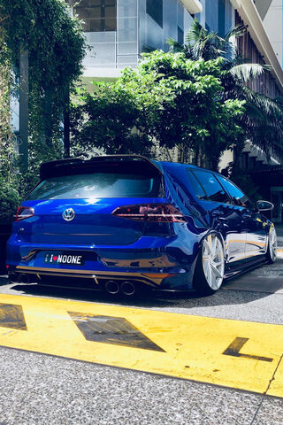 MK7 Golf R: The Ultimate Hot Hatch Experience! 🚗💨