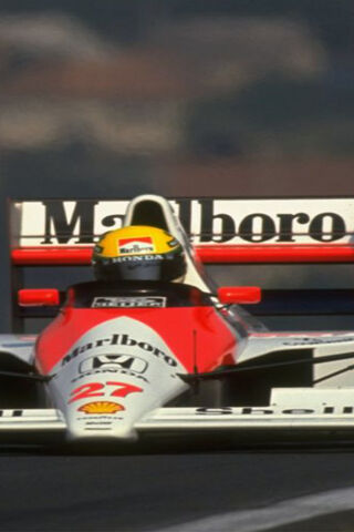 The Legend of Speed: McLaren F1 Senna 🏎️💨