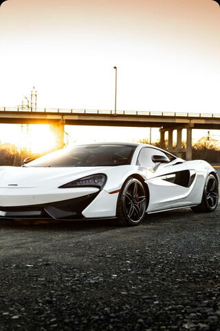 McLaren Magic: The Art of Speed 🚗✨