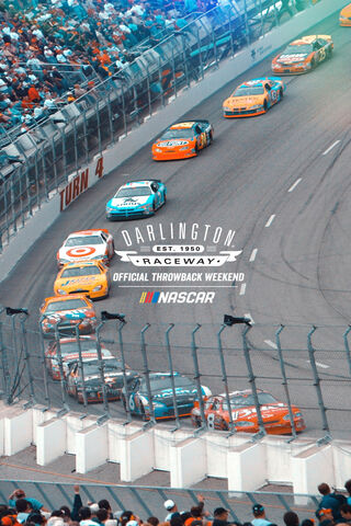 NASCAR Throwback Weekend at Darlington Raceway 🏁