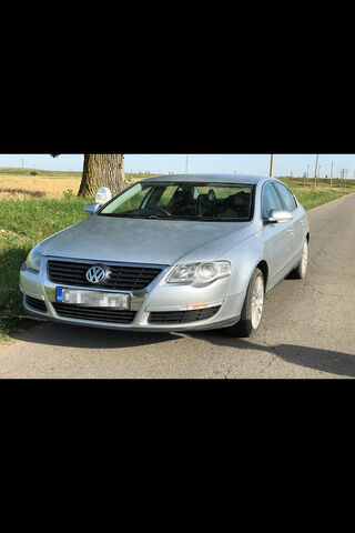 Sleek and Stylish: The Volkswagen Passat B6 🚗✨