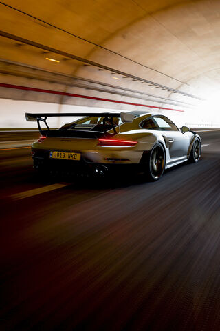 Unleashing Power: The Porsche GT2 RS in Motion 🚗💨