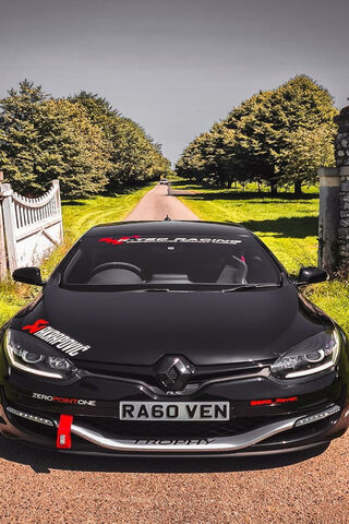 Renault RS: The Road Warrior 🚗💨