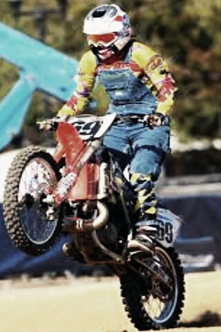 Ronnie's Thrilling Ride: A Motocross Adventure! 🏍️💨