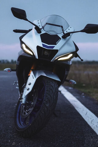 R15M: The Ultimate Sportbike Experience 🏍️✨