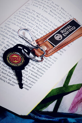 Keys to Adventure: The Royal Enfield Experience 🏍️🔑