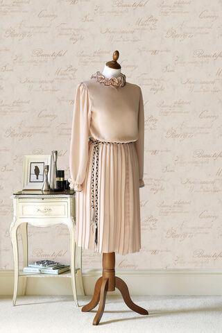 Timeless Elegance: A Vintage Charm