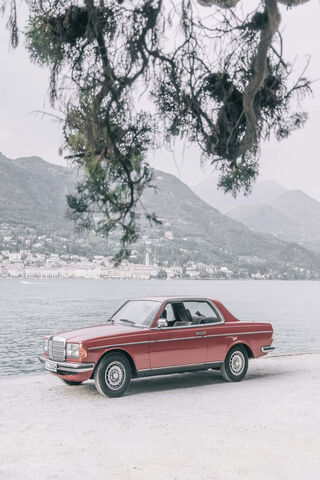 W123: A Classic Beauty by the Shore 🌊🚗