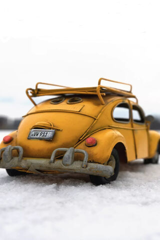 Yellow Beetle