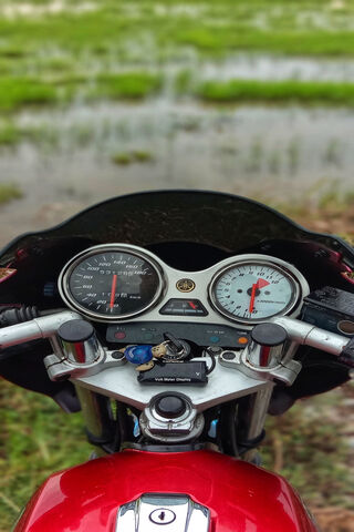 Yamaha RXZ: The Spirit of Adventure on Two Wheels! 🏍️✨