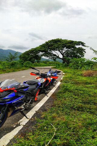 Duke 390: The Ultimate Ride for Adventure Seekers! 🏍️🌄