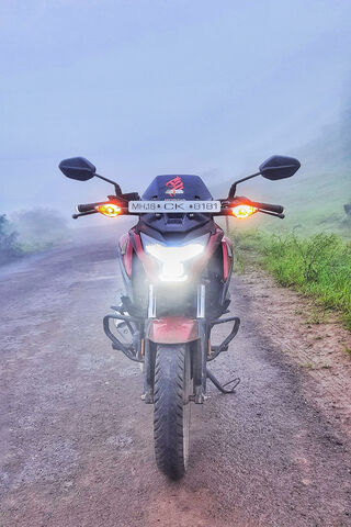 Conquer the Roads: Hero Xtreme Awaits! 🏍️✨