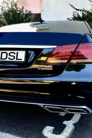 Power and Elegance: The Mercedes E 63 AMG