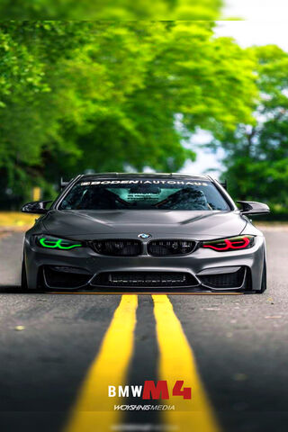 The Bold BMW M4: A Masterpiece on Wheels 🚗✨