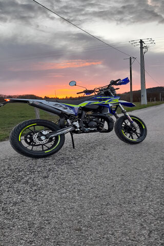 Moto Magic: Riding into the Sunset 🌅🏍️