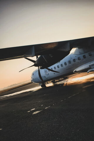 Morning Takeoff: A New Day in the Skies ✈️🌅