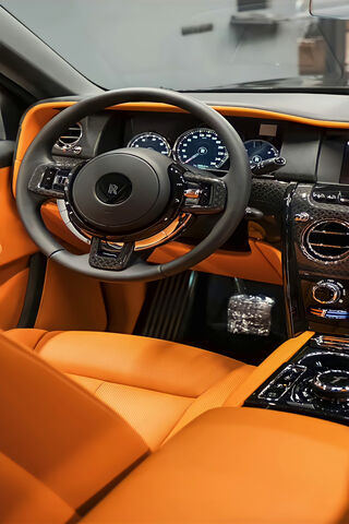 Luxury on Wheels: Inside a Rolls Royce