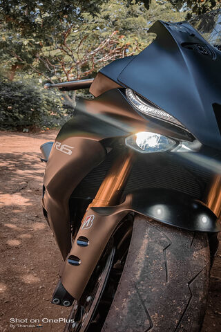 Yamaha R6: The Ultimate Sportbike Experience 🏍️✨