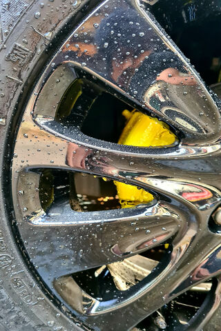 Shining Bright: The Baleno Alloy Wheel