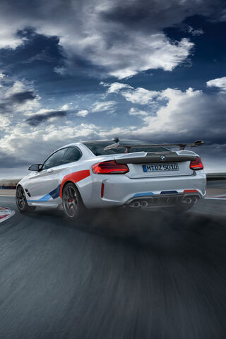 Unleashing Power: The BMW M2 Competition Roars to Life! 🚗💨