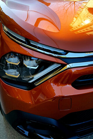 Sleek and Stylish: The Citroën C4 2021