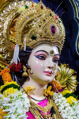 Divine Grace: The Radiance of Durga Maa 🌺✨