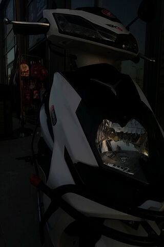 Sleek Ride: The Future of Urban Mobility 🏍️✨