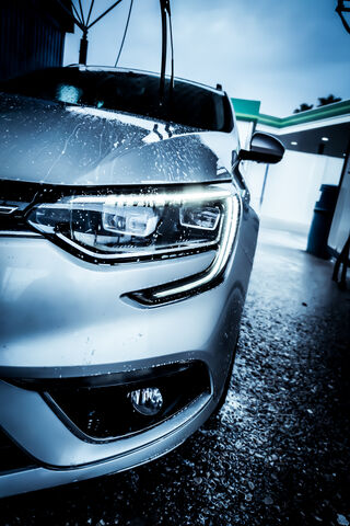 Sleek and Stylish: The Megane Mk4 in Action 🚗✨