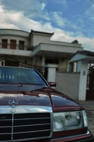 Classic Elegance: The Mercedes Benz W124