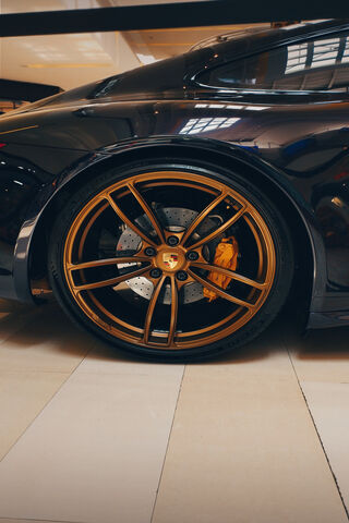 Elegance on Wheels: The Porsche 911 Carrera 4S