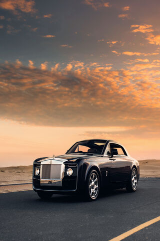 Elegance on Wheels: The Rolls Royce Experience 🚗✨